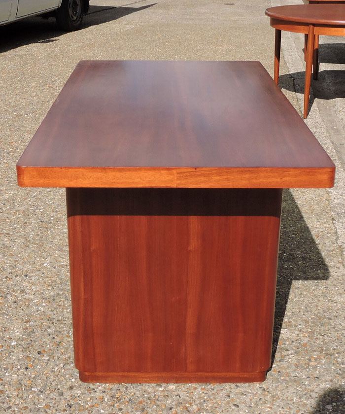 Large Sapele Mid-Century Portuguese Desk, 1960s