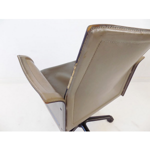 Matteo Grassi Korium Leather Office Chair By Tito Agnoli