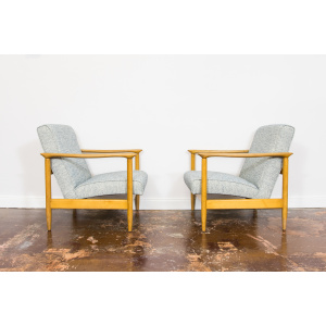 Pair of "GFM 142" armchairs by Edmund Homa, Poland, 1960s