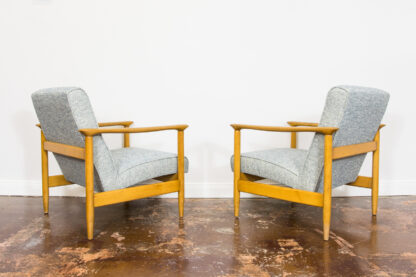 Pair of "GFM 142" armchairs by Edmund Homa, Poland, 1960s - Image 4