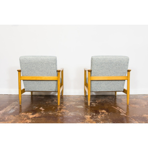 Pair of "GFM 142" armchairs by Edmund Homa, Poland, 1960s