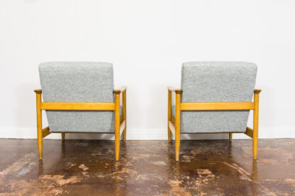 Pair of "GFM 142" armchairs by Edmund Homa, Poland, 1960s - Image 5