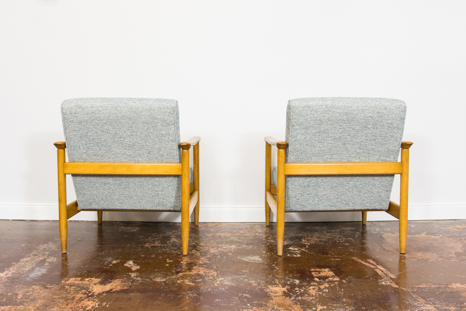 Pair of "GFM 142" armchairs by Edmund Homa, Poland, 1960s