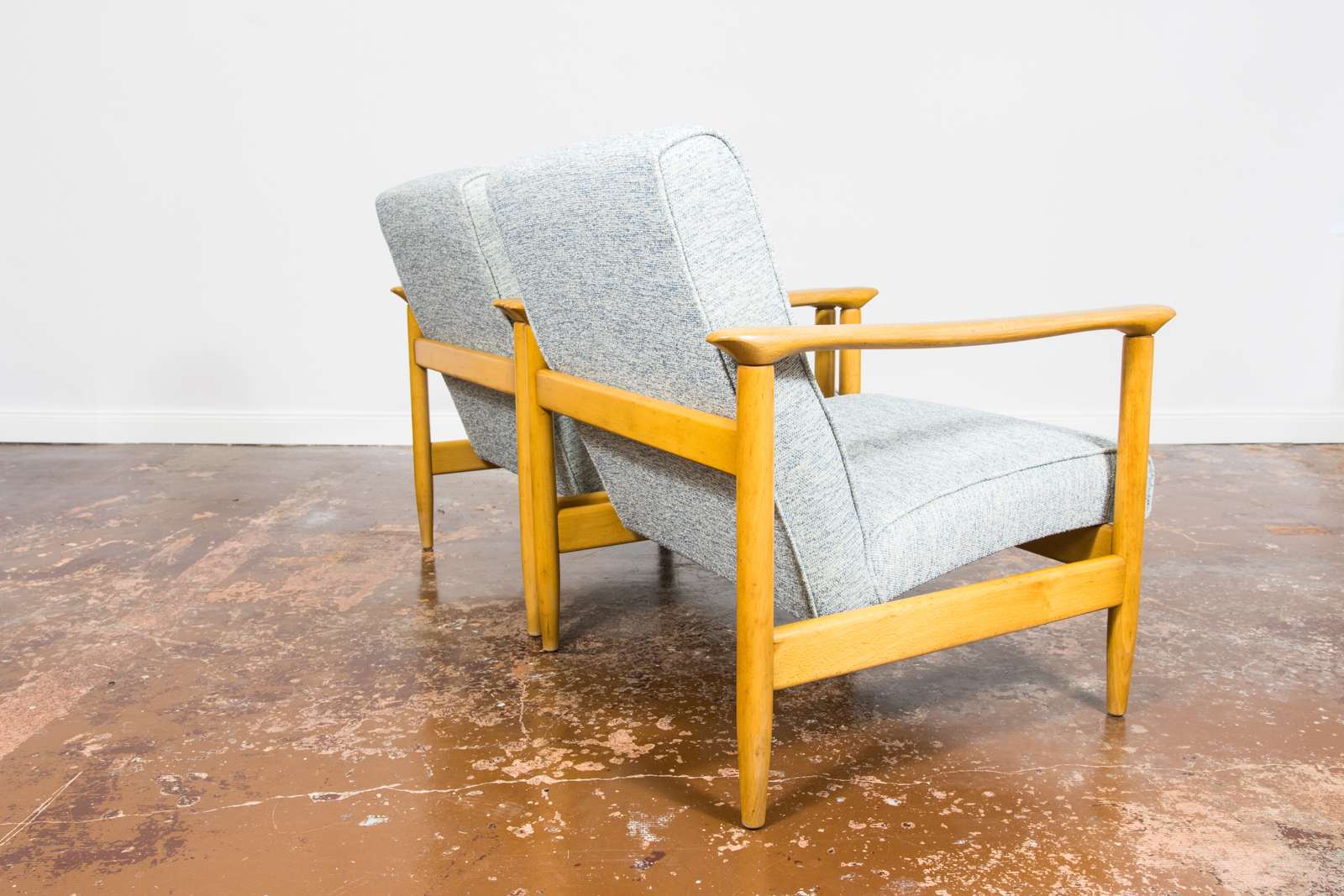Pair of "GFM 142" armchairs by Edmund Homa, Poland, 1960s