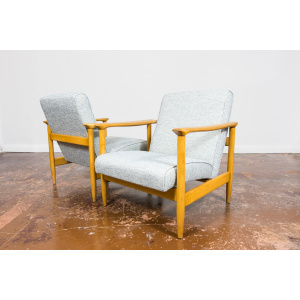 Pair of "GFM 142" armchairs by Edmund Homa, Poland, 1960s