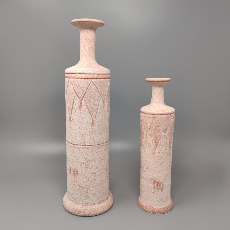1970s Lovely Pair Of Ceramic Vases In Antique Pink Made in Italy
