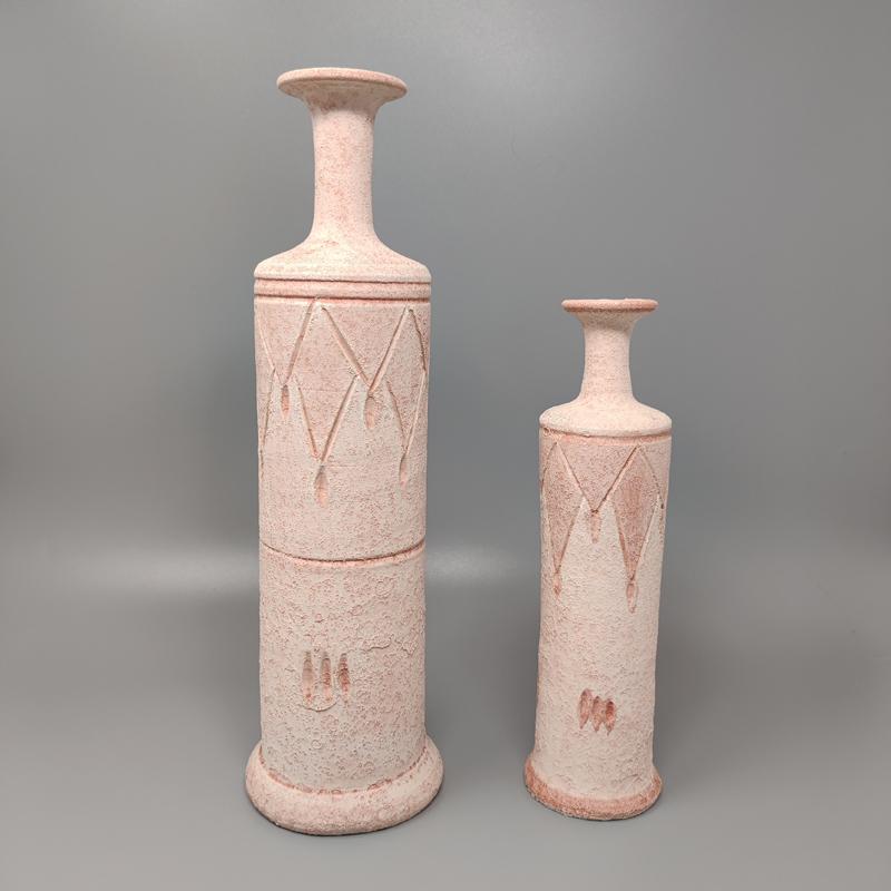 1970s Lovely Pair Of Ceramic Vases In Antique Pink Made in Italy