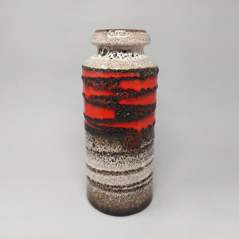 1970s Large Scheurich Lava Vase In Excellent Condition - Image 2