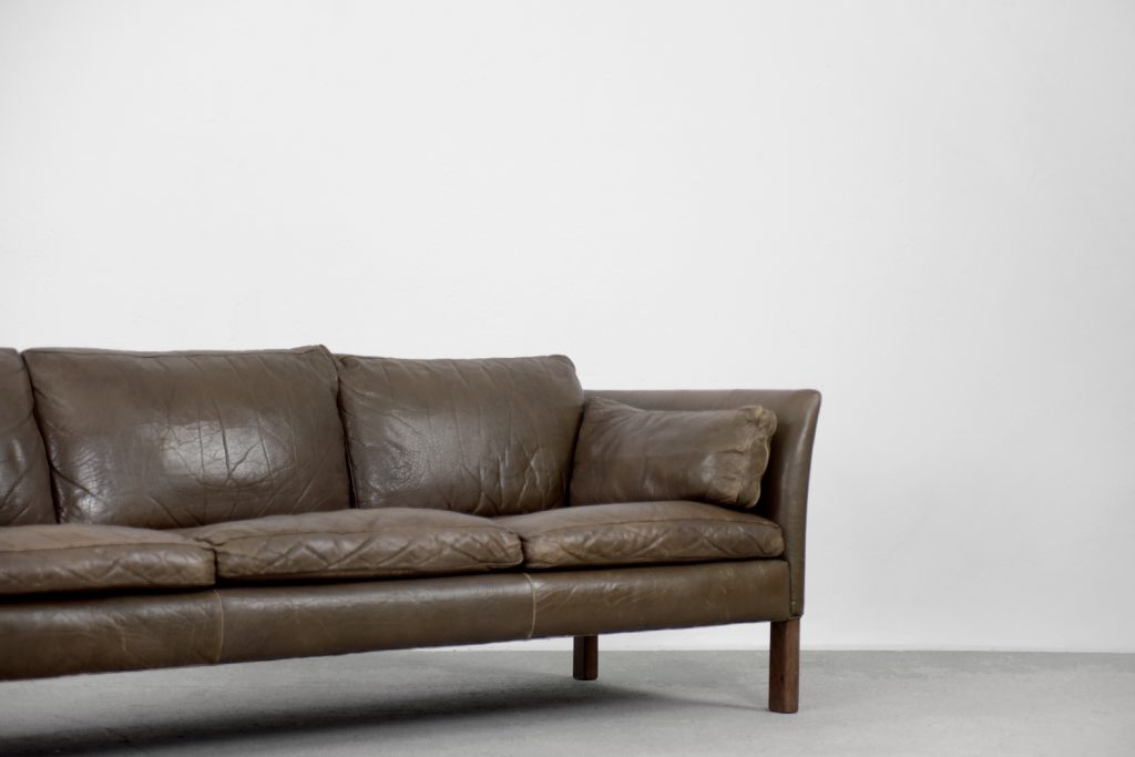 Mid-Century Modern Vintage Leather Cromwell Sofa by Arne Norell, 1960s