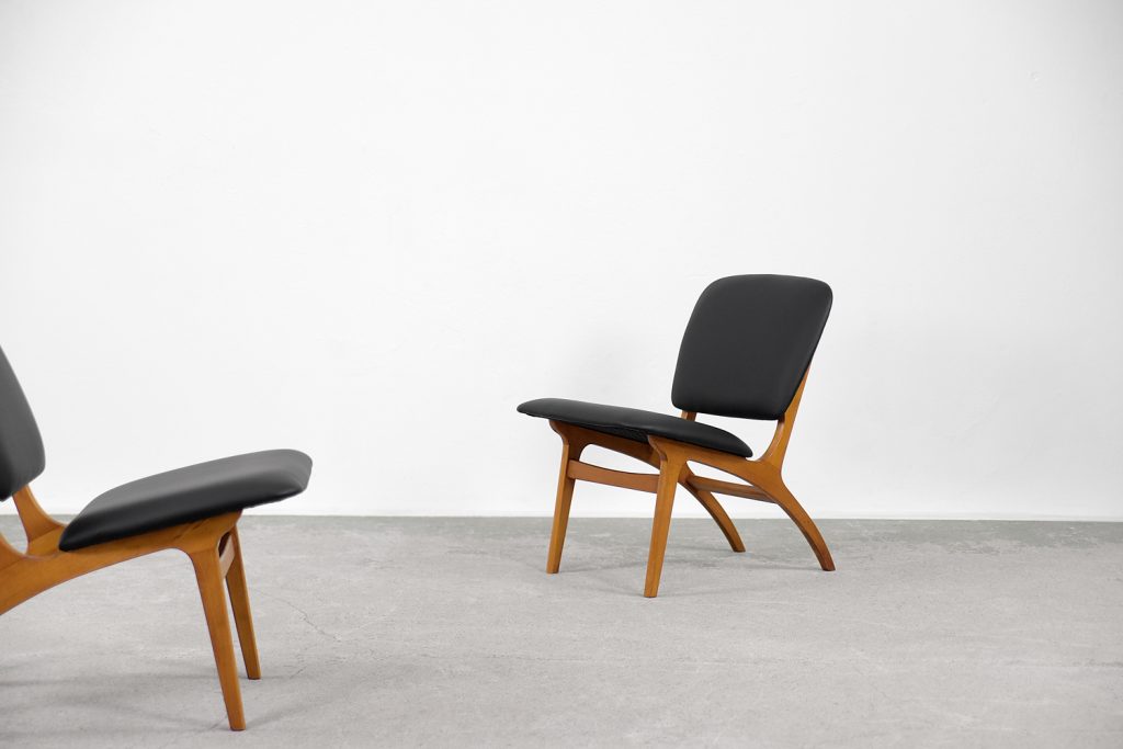 Mid-Century Modern Vintage Swedish Jylland Chairs from Jio Möbler, 1953, Set of 2