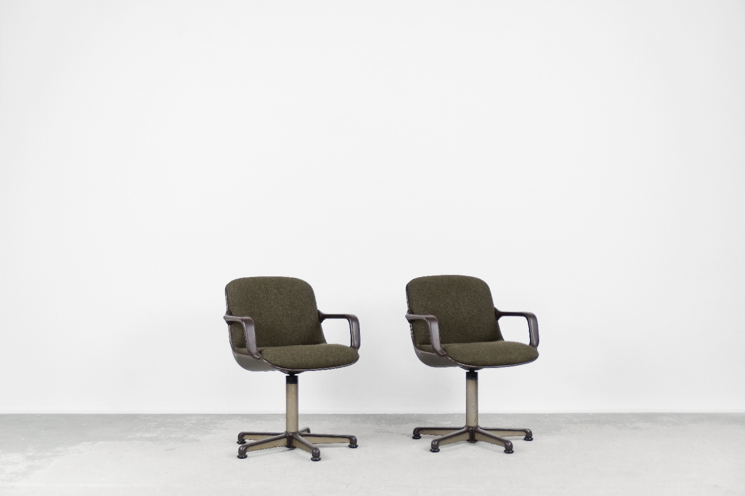 Vintage Desk Chair by Charles Pollock for Comforto, 1970s, Set of 2