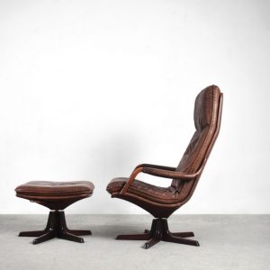 Danish Leather Adjustable Easy Chair & Ottoman Set from Berg Furniture, 1970s