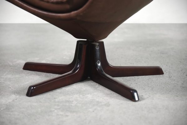 Danish Leather Adjustable Easy Chair & Ottoman Set from Berg Furniture, 1970s - Image 11