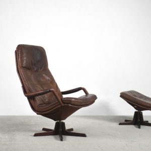 Danish Leather Adjustable Easy Chair & Ottoman Set from Berg Furniture, 1970s