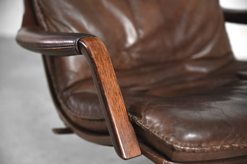 Danish Leather Adjustable Easy Chair & Ottoman Set from Berg Furniture, 1970s