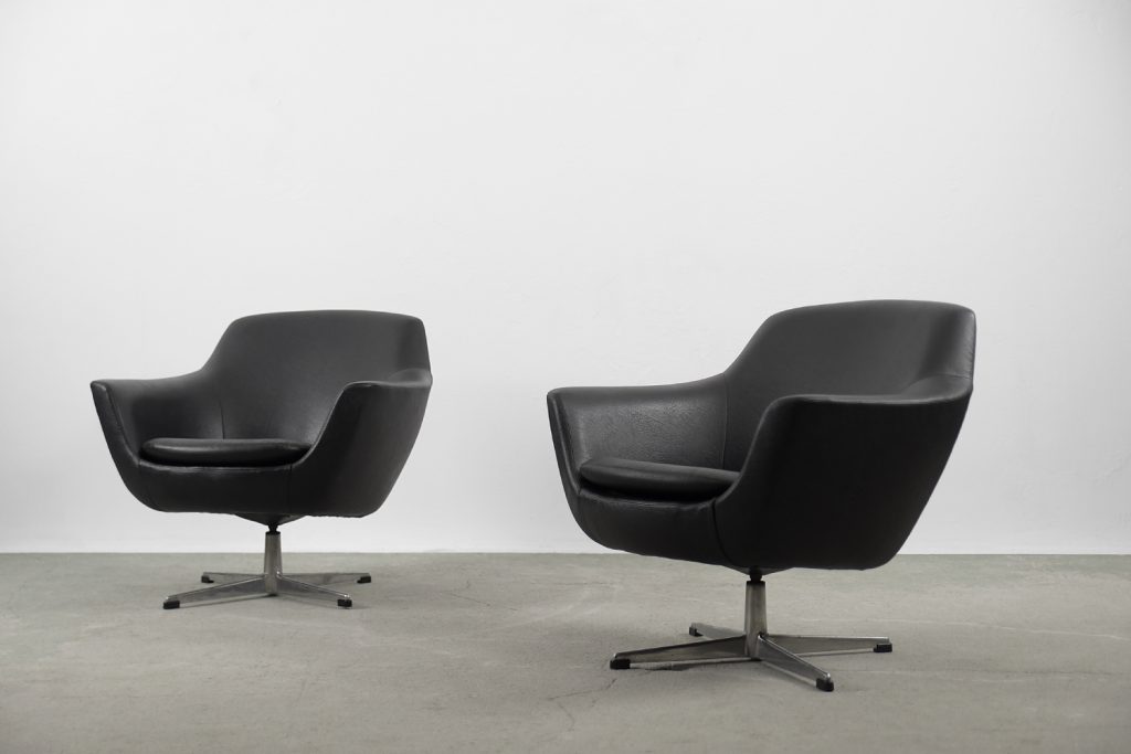 Scandinavian Vintage Black Swivel Chairs, 1970s, Set of 2