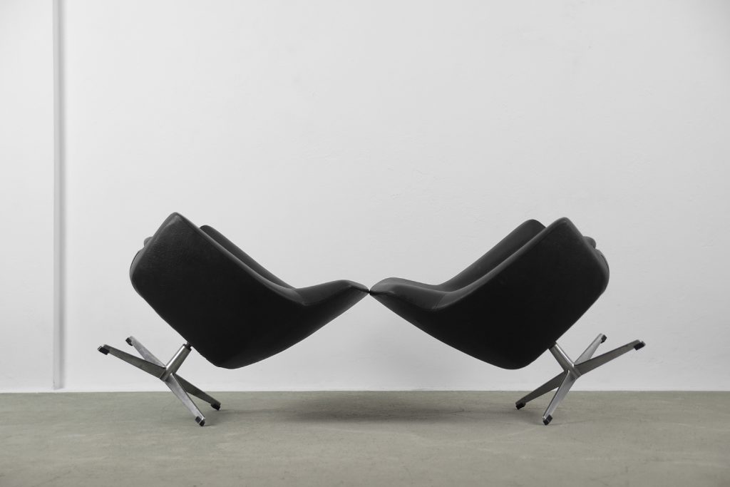 Scandinavian Vintage Black Swivel Chairs, 1970s, Set of 2
