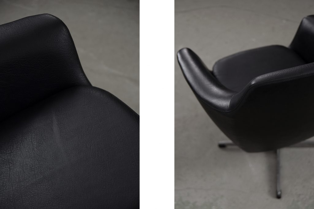 Scandinavian Vintage Black Swivel Chairs, 1970s, Set of 2
