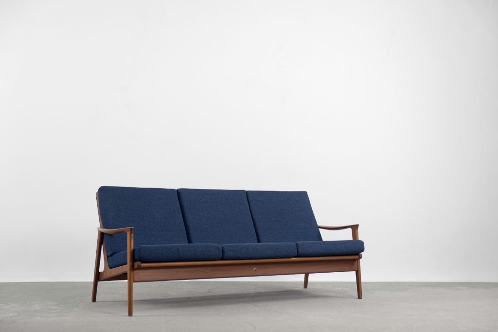 Mid-Century Australian Modern Teak Sofa & Armchairs by Parker Furniture, 1950s, Set of 3