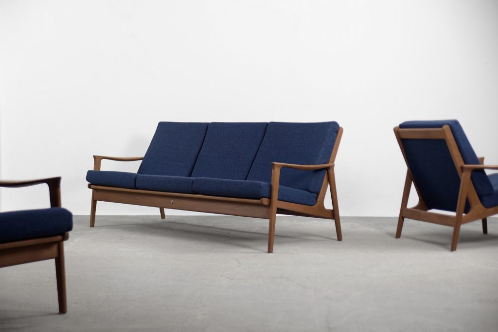 Mid-Century Australian Modern Teak Sofa & Armchairs by Parker Furniture, 1950s, Set of 3