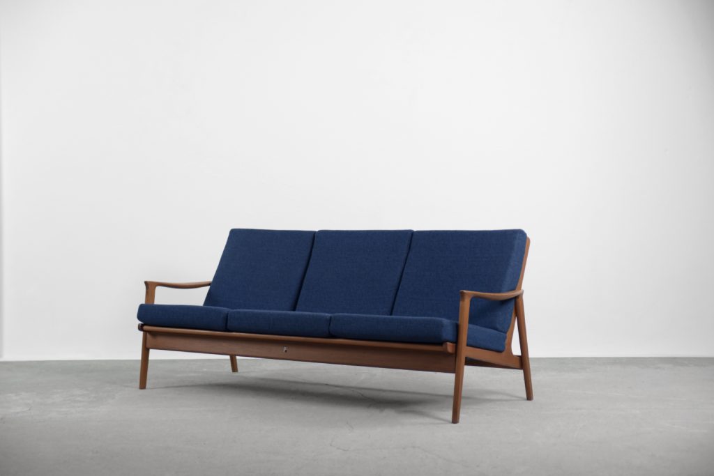 Mid-Century Australian Modern Teak Sofa & Armchairs by Parker Furniture, 1950s, Set of 3