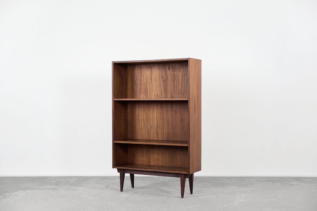 Mid-Century Modern Vintage Classic Swedish Teak Bookcase, 1960s