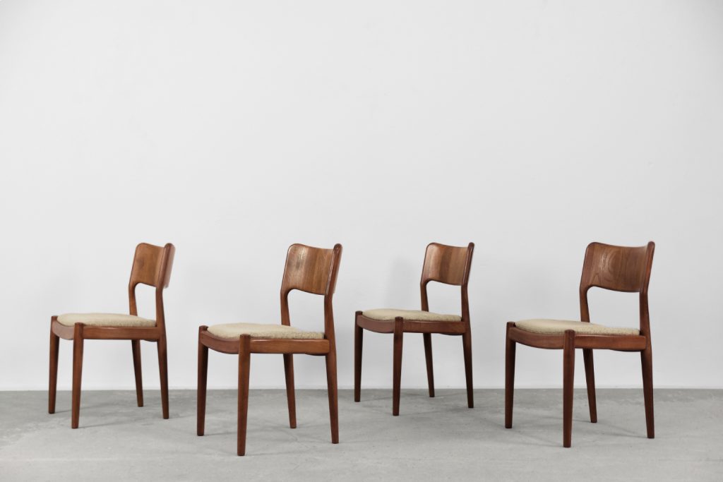 Mid-Century Modern Danish Teak Dining Chairs from Glostrup Møbelfabrik, 1960s