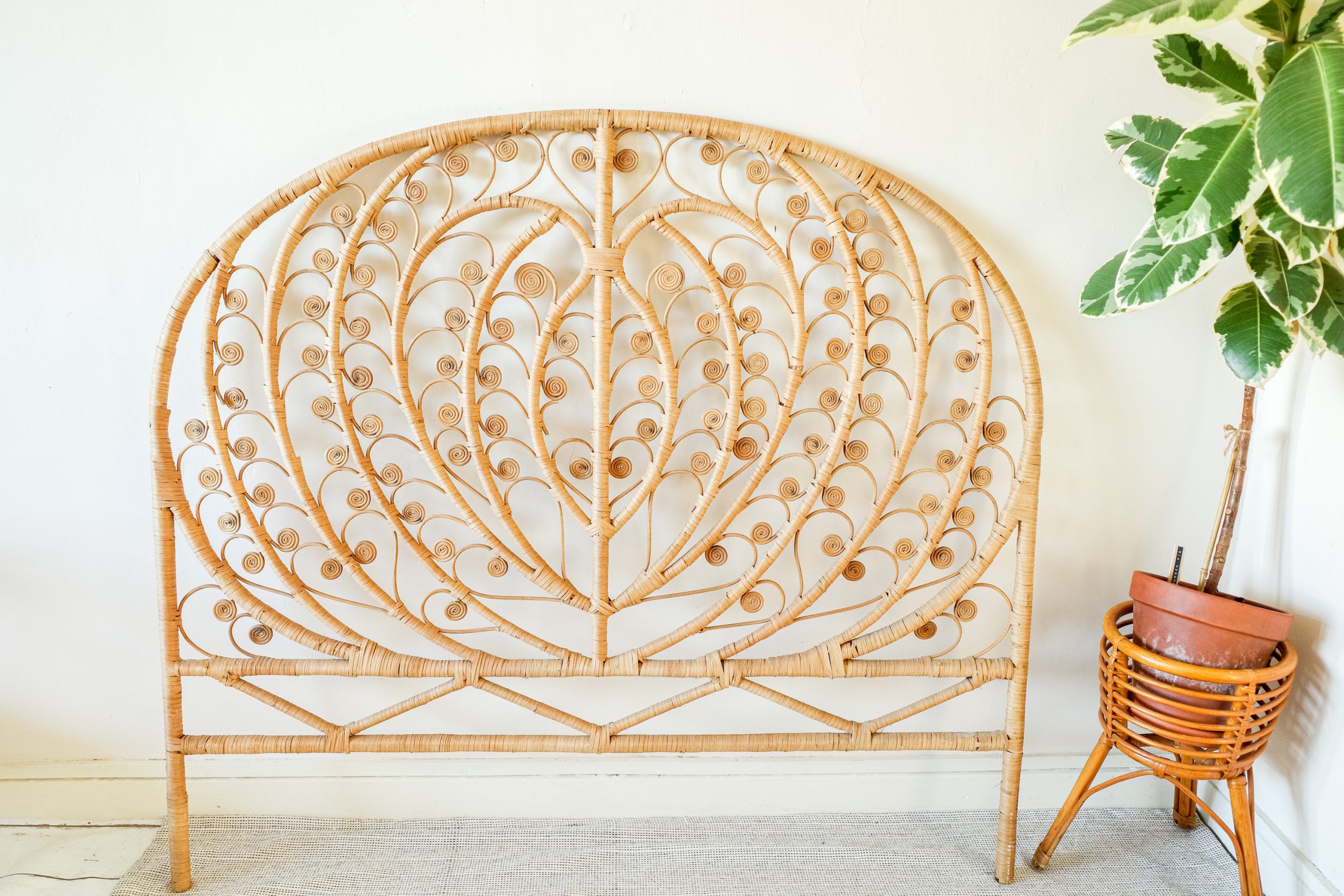 Wicker Peacock Heart Design Bed Headboard (UK Double size)