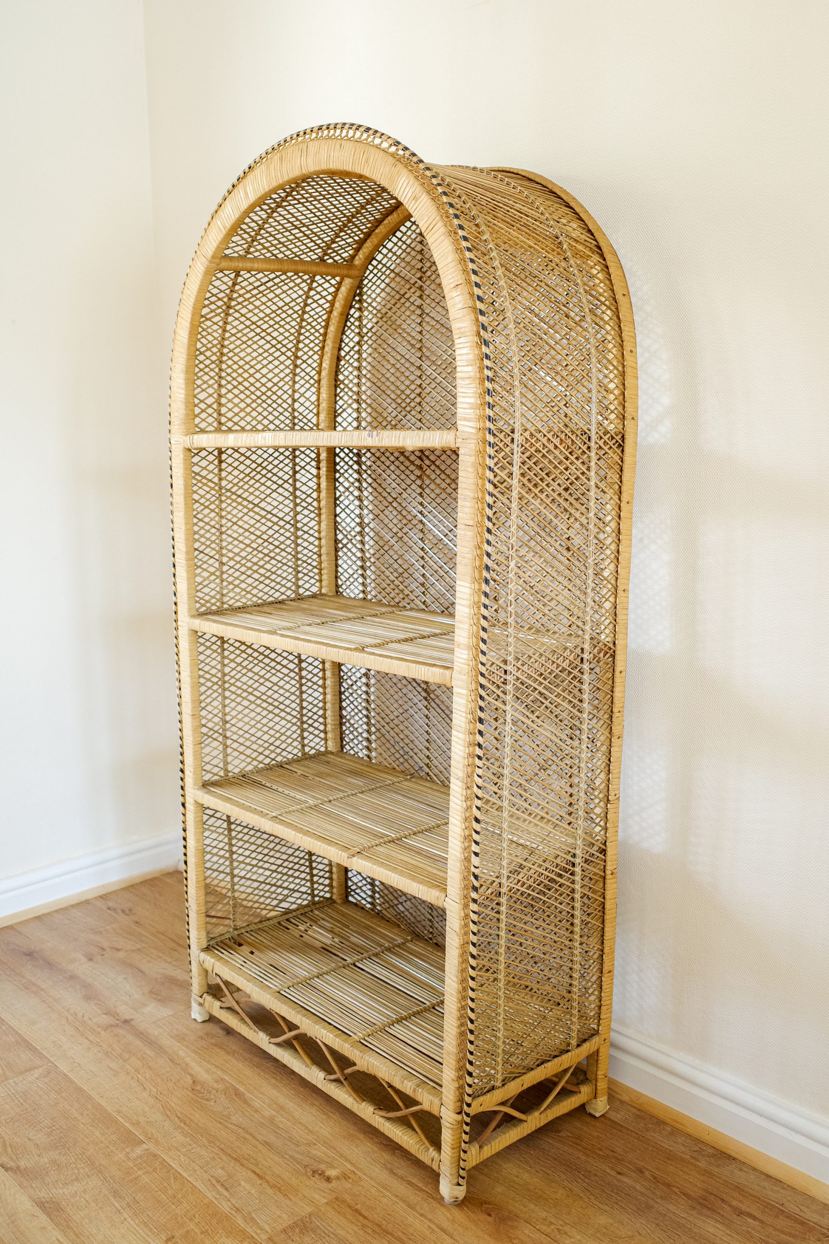 Wicker Arched 4 Tier Shelving Unit / Bookcase / Plant Stand
