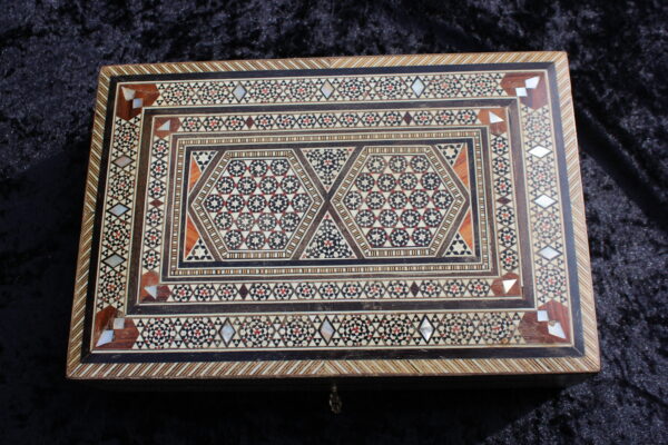 Fine Vintage Middle Eastern Inlaid Jewellery Box