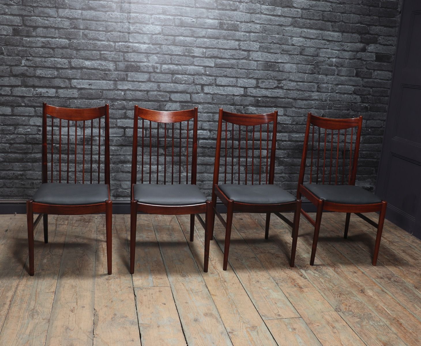 Mid Century Danish Dining Chairs Model 422 By Arne Vodder