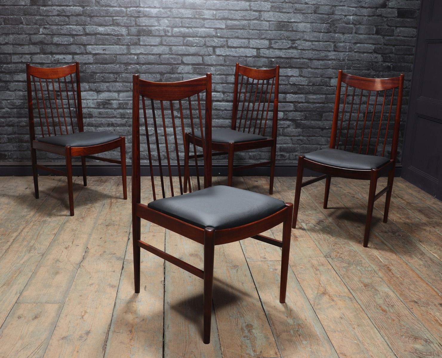 Mid Century Danish Dining Chairs Model 422 By Arne Vodder