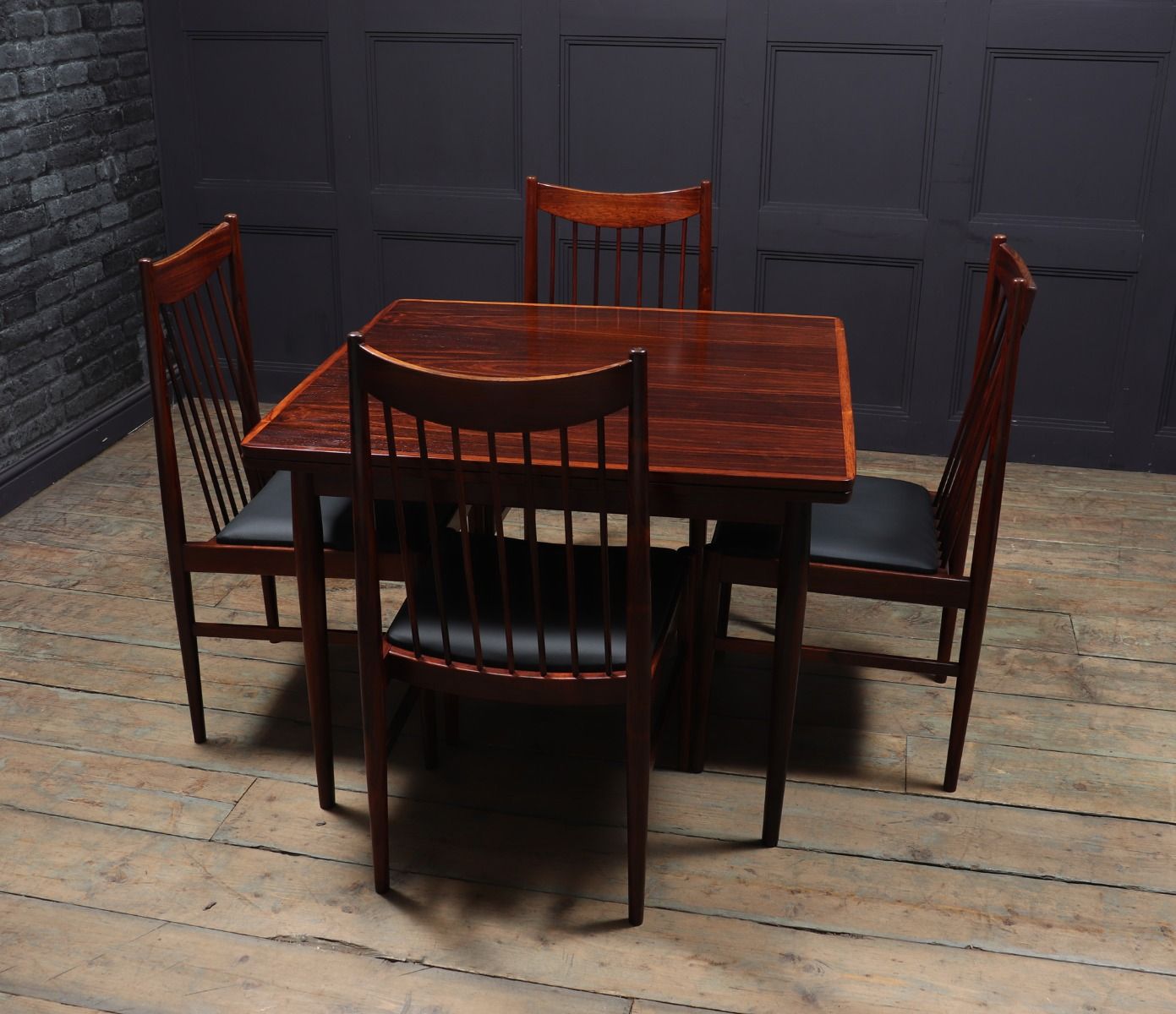 Mid Century Danish Dining Chairs Model 422 By Arne Vodder