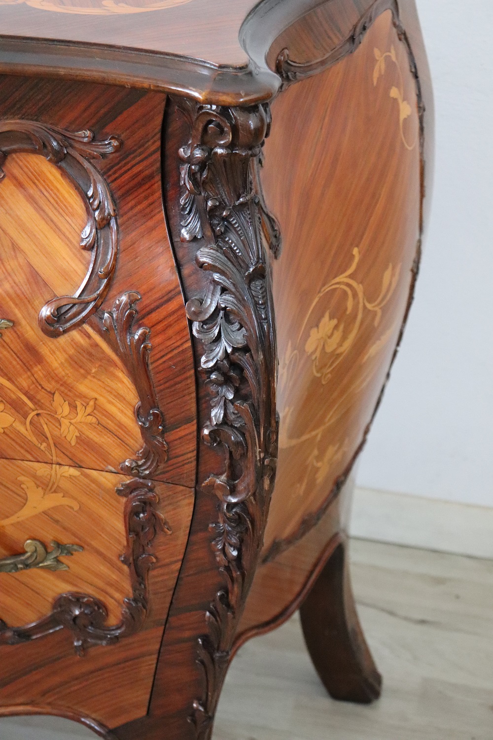 Chest of Drawers with Inlay Walnut, 1930s