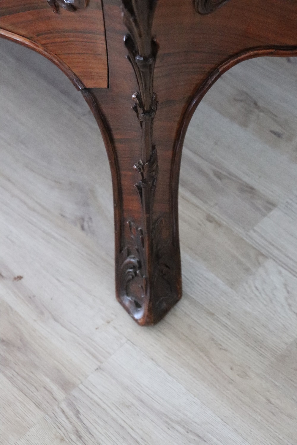 Chest of Drawers with Inlay Walnut, 1930s