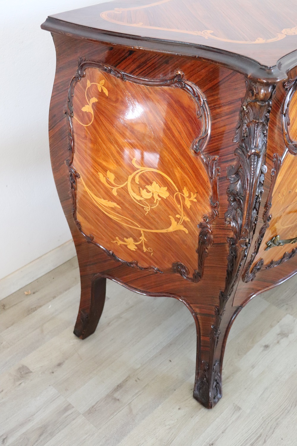 Chest of Drawers with Inlay Walnut, 1930s