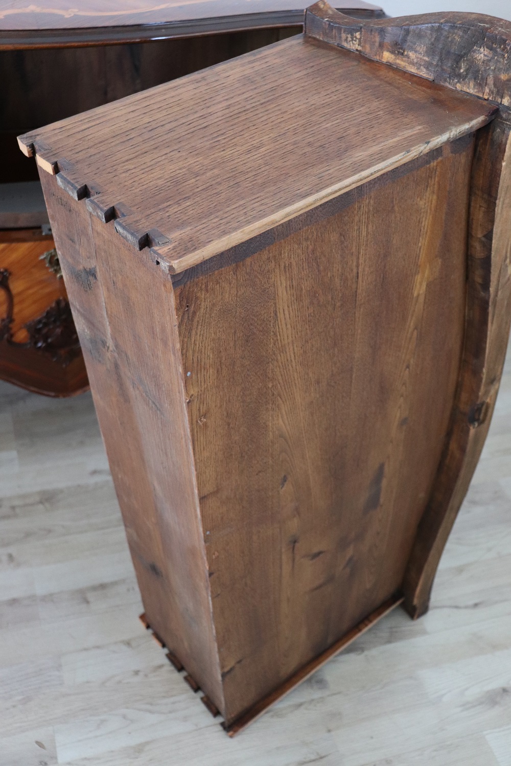 Chest of Drawers with Inlay Walnut, 1930s