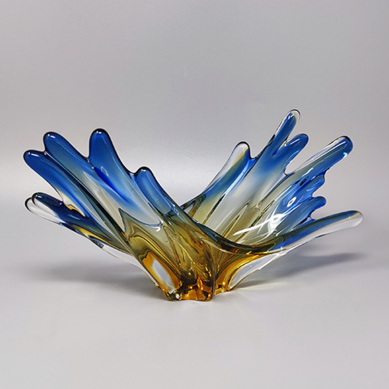 1960s Big Blue and Ocher Centerpiece in Murano Glass. Made in Italy - Image 3