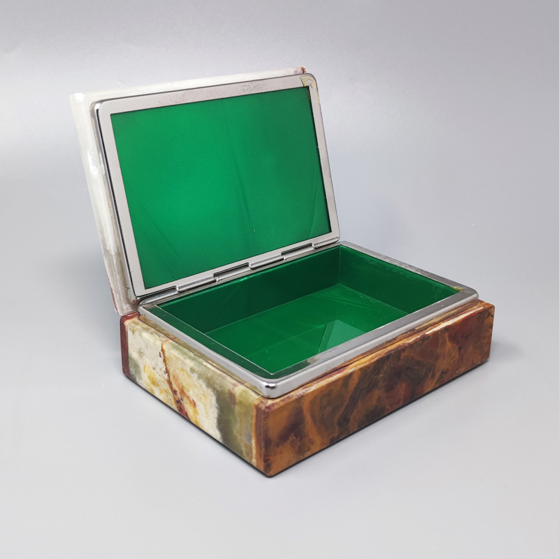 1960s Gorgeous Box in Onyx. Made in Italy