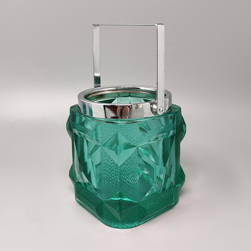 1970s Green Ice Bucket with 4 Glasses In Crystal by Lacs. Made in Italy