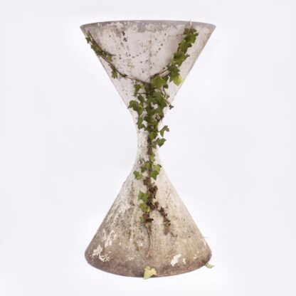 Extra Large Diablo Hourglass Garden Planters By Willy Guhl, 1950s, Set Of 2 - Image 3