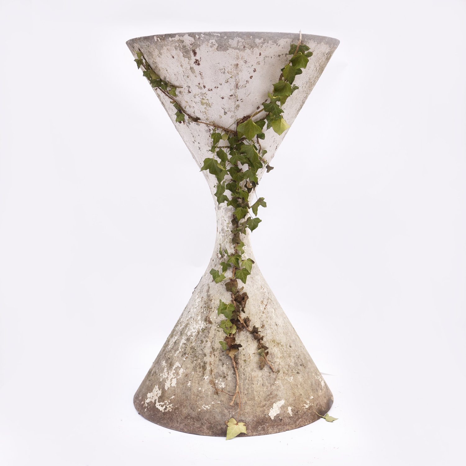 Extra Large Diablo Hourglass Garden Planters By Willy Guhl, 1950s, Set Of 2