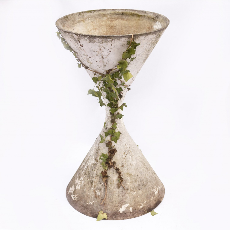 Extra Large Diablo Hourglass Garden Planters By Willy Guhl, 1950s, Set Of 2 - Image 4
