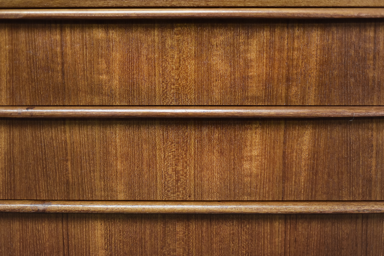 Classic Vintage Mid-Century Scandinavian Danish Modern Teak Chest of Drawers, 1960s