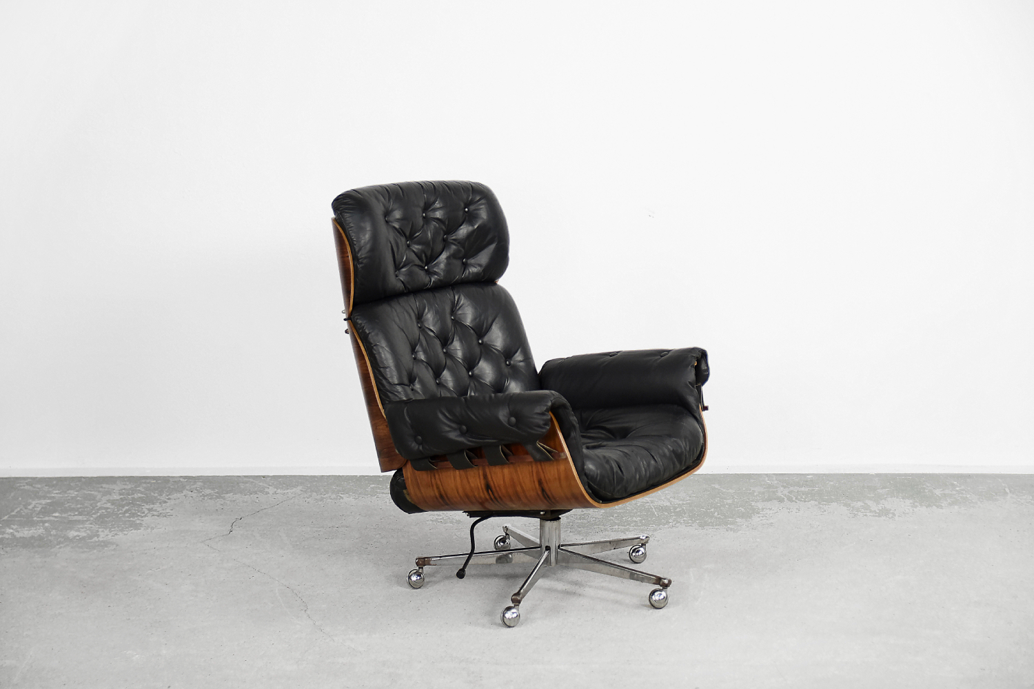 Swiss Modern Leather; Bent Wood Lounge Chair by Martin Stoll for Stoll Giroflex, 1960s