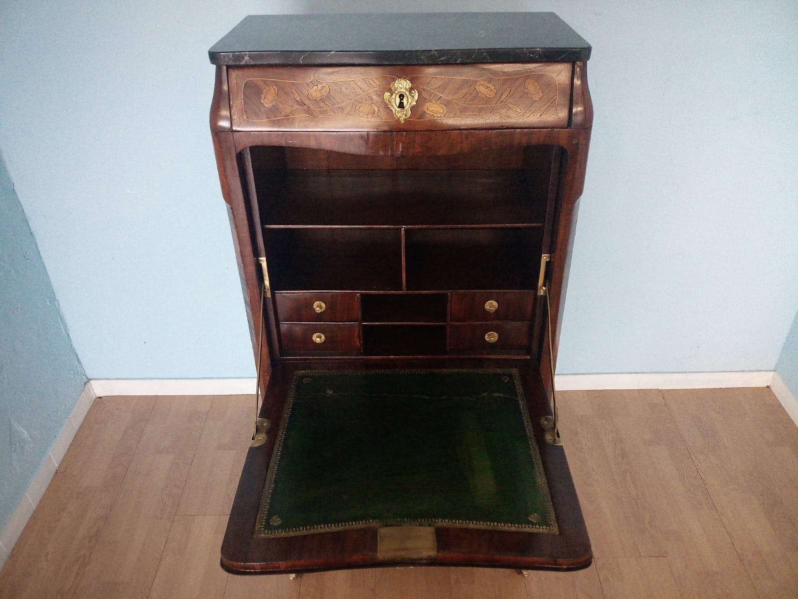 French Louis XV secretaire