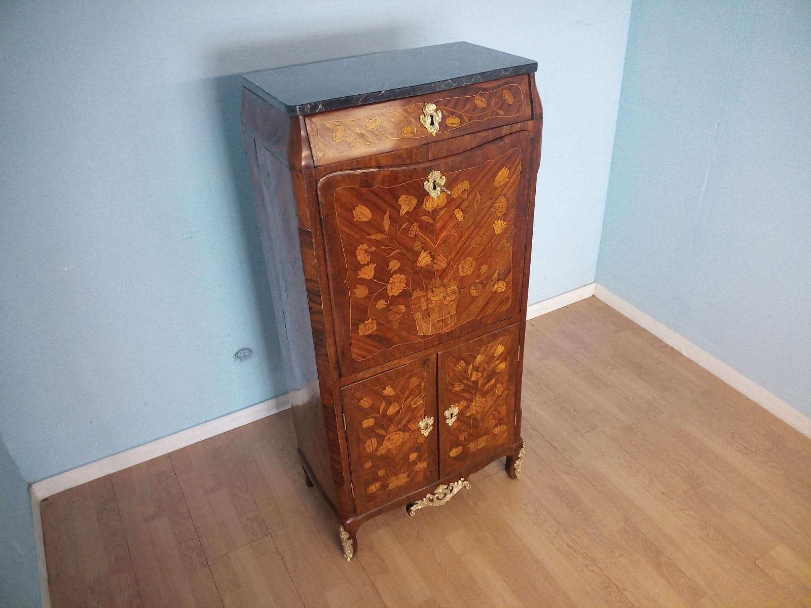 French Louis XV secretaire