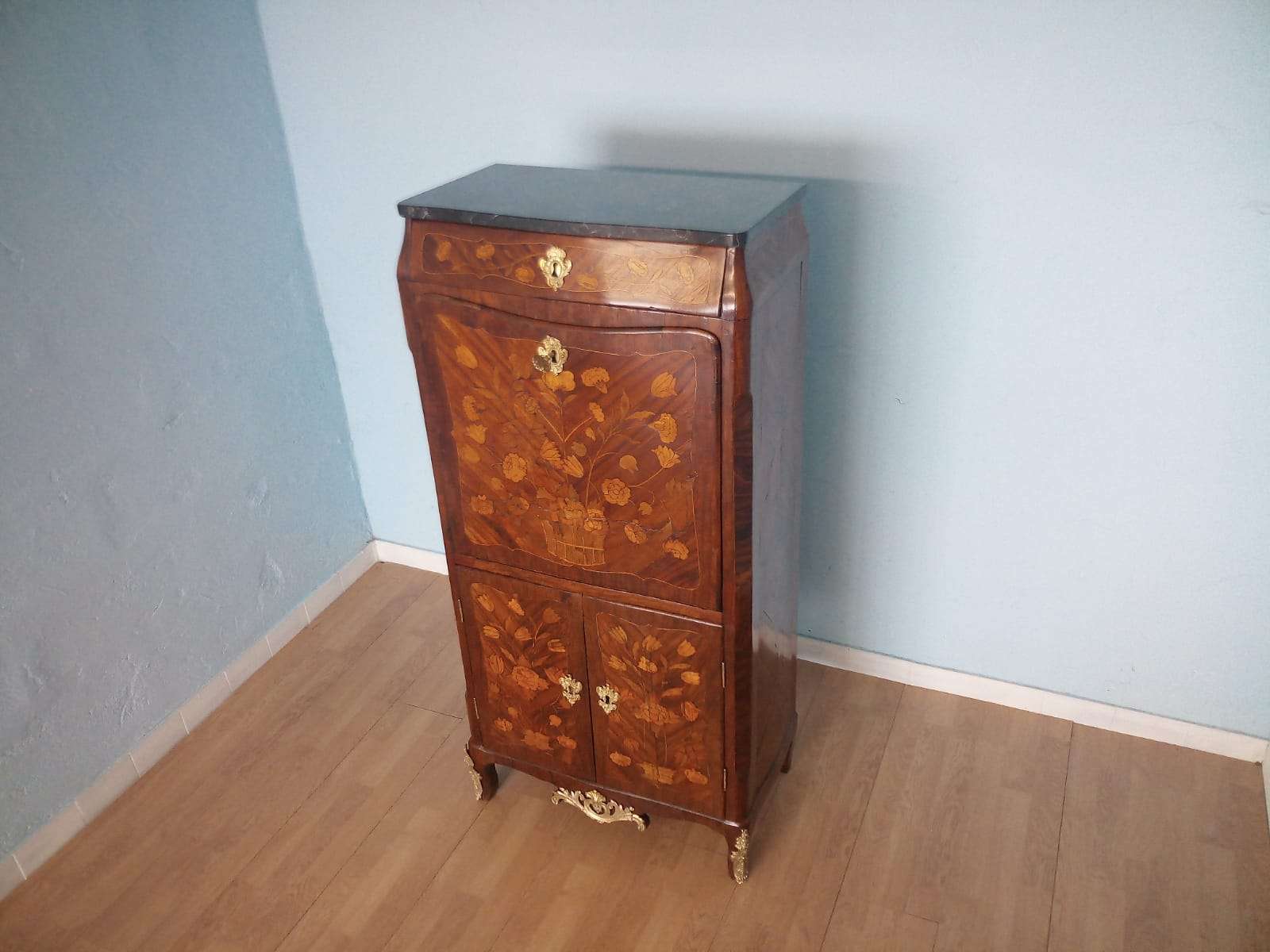 French Louis XV secretaire