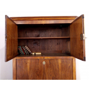Nineteenth century secretaire in solid oak and walnut root