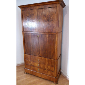 Nineteenth century secretaire in solid oak and walnut root
